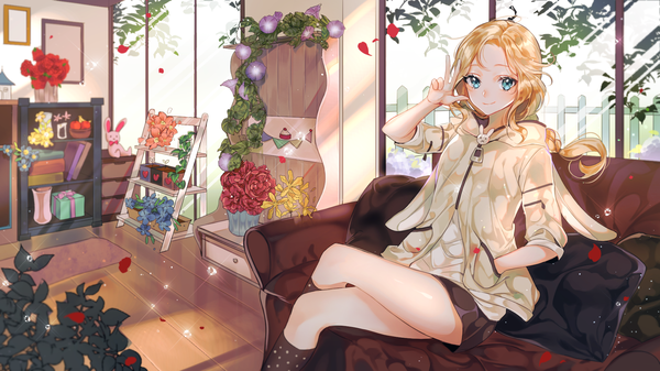 Anime picture 1920x1080 with original kimpeul single long hair looking at viewer highres blue eyes blonde hair smile wide image sitting indoors hand in pocket girl flower (flowers) window toy shelf morning glory