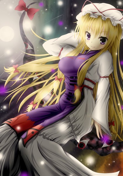 Anime picture 1400x2000 with touhou yakumo yukari akane miu single long hair tall image blonde hair smile purple eyes eyes girl dress bow hair bow hat