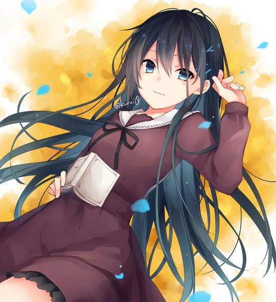 Anime picture 1100x1200 with original kuroi (liar-player) single long hair tall image looking at viewer fringe blue eyes black hair hair between eyes signed twitter username sailor collar girl book (books) sailor dress