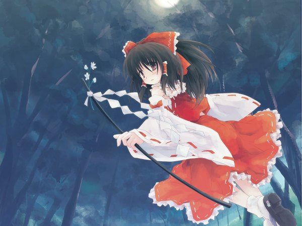 Anime picture 1600x1200 with touhou hakurei reimu yukitarou (awamori) single long hair looking at viewer fringe open mouth black hair hair between eyes brown eyes outdoors traditional clothes japanese clothes wide sleeves soles girl skirt plant (plants) tree (trees)