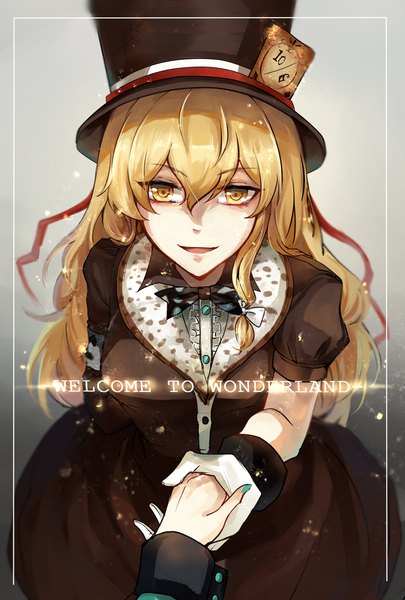 Аниме картинка 1181x1748 с алиса в стране чудес touhou кирисамэ мариса alice margatroid безумный шляпник aili (aliceandoz) длинные волосы высокое изображение смотрит на зрителя чёлка грудь открытый рот светлые волосы улыбка волосы между глазами несколько девушек жёлтые глаза длинные рукава лак на ногтях ногти