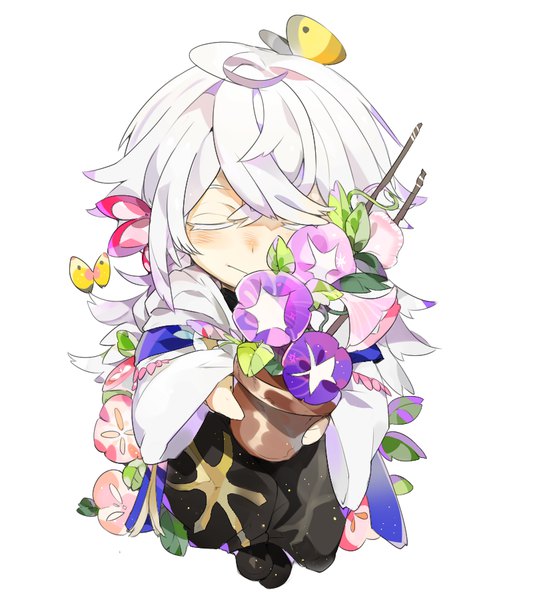 Anime-Bild 800x900 mit fate (series) fate/stay night merlin (fate) emera single long hair tall image fringe simple background smile hair between eyes white background holding full body white hair eyes closed chibi boy flower (flowers) insect