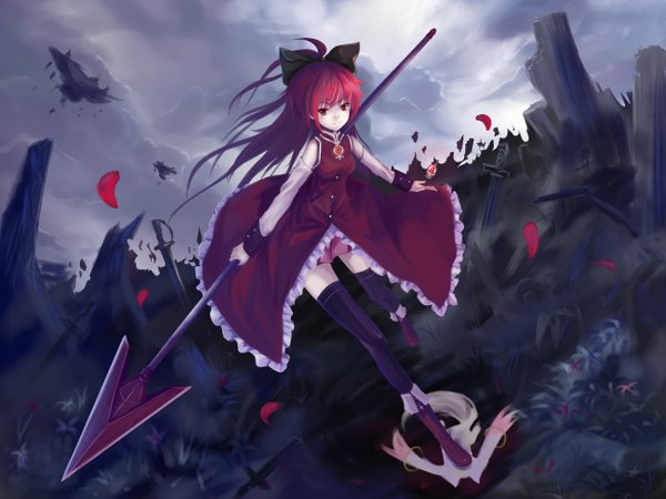 Anime picture 2600x1954 with mahou shoujo madoka magica shaft (studio) sakura kyouko kyuubee single long hair highres smile red eyes red hair ruins girl thighhighs bow weapon black thighhighs hair bow detached sleeves blood spear