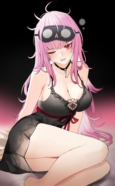 Anime-Bild 3000x4852 mit virtual youtuber hololive hololive english mori calliope mori calliope (6th costume) zeragoes single long hair tall image looking at viewer fringe highres breasts light erotic red eyes large breasts sitting bare shoulders pink hair cleavage
