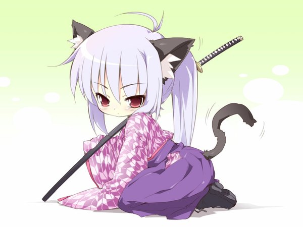 Anime picture 1024x768 with bashamichi petenshi (dr. vermilion) red eyes animal ears silver hair tail japanese clothes cat ears yagasuri sword kimono cat