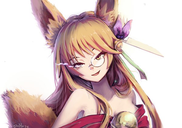 Anime picture 1000x707 with no game no life madhouse miko (no game no life) minhoo single long hair looking at viewer fringe open mouth simple background blonde hair smile white background bare shoulders animal ears yellow eyes tail animal tail fox ears glowing