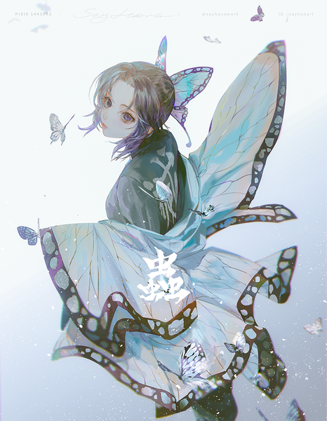 Anime picture 800x1029 with kimetsu no yaiba ufotable kochou shinobu say hana single tall image short hair black hair payot traditional clothes japanese clothes from above black eyes gradient background animal print butterfly print girl uniform hair ornament insect
