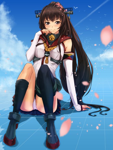 イラスト 798x1062 と 艦隊これくしょん 大和(艦これ) din (raiden) ソロ 長身像 赤面 light erotic 黒髪 笑顔 茶目 ポニーテール very long hair パンチラ pantyshot sitting 女の子 ストッキング スカート 髪飾り 下着 パンティー