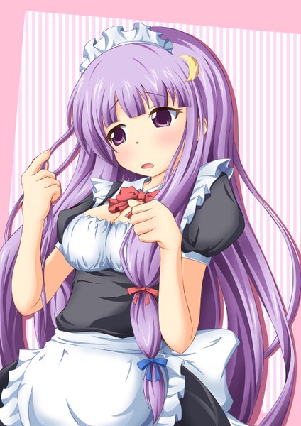 Anime picture 1024x1450 with touhou patchouli knowledge neats (artist) single long hair tall image purple eyes purple hair maid striped striped background girl headdress maid headdress
