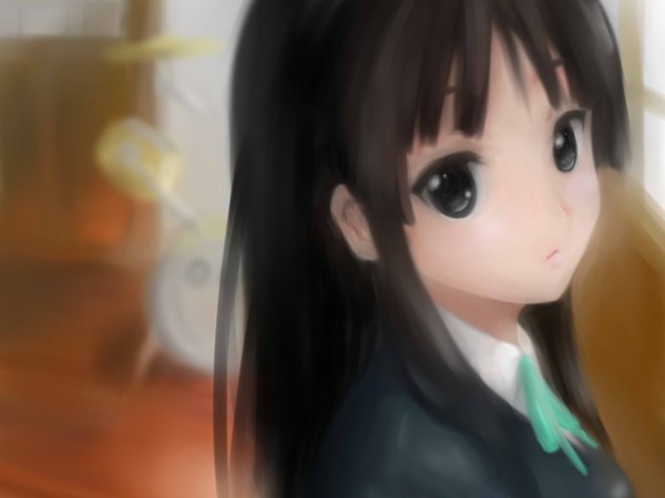 Anime picture 1600x1200 with k-on! kyoto animation akiyama mio single long hair looking at viewer fringe black hair black eyes wallpaper face girl uniform ribbon (ribbons) school uniform drum set