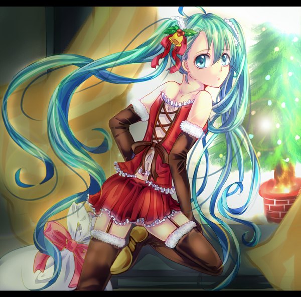 Anime picture 1012x1000 with vocaloid hatsune miku single long hair light erotic twintails bare shoulders looking back aqua eyes aqua hair christmas girl thighhighs dress gloves black thighhighs elbow gloves bell