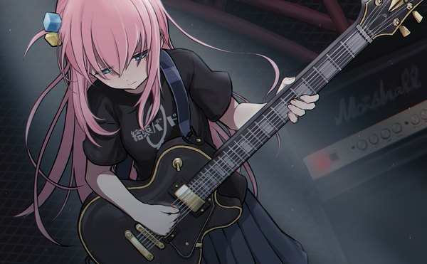 Anime picture 1618x1000 with bocchi the rock! cloverworks gotou hitori asanishi yo single long hair fringe blue eyes hair between eyes wide image pink hair one side up playing instrument girl hair ornament t-shirt musical instrument guitar electric guitar cube hair ornament