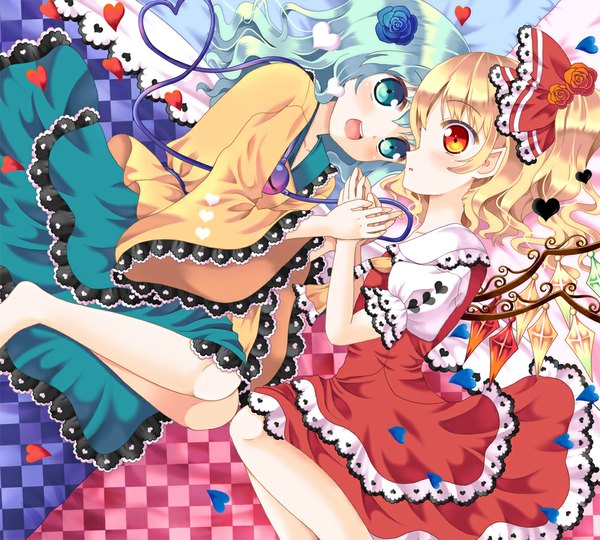 Anime picture 1000x900 with touhou flandre scarlet komeiji koishi hazakura satsuki blush short hair open mouth blonde hair red eyes multiple girls green eyes ponytail lying profile barefoot hair flower pointy ears side ponytail holding hands checkered