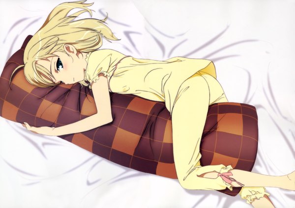 Anime picture 6613x4668 with fate (series) fate/stay night studio deen type-moon artoria pendragon (all) saber highres pillow bed pajamas