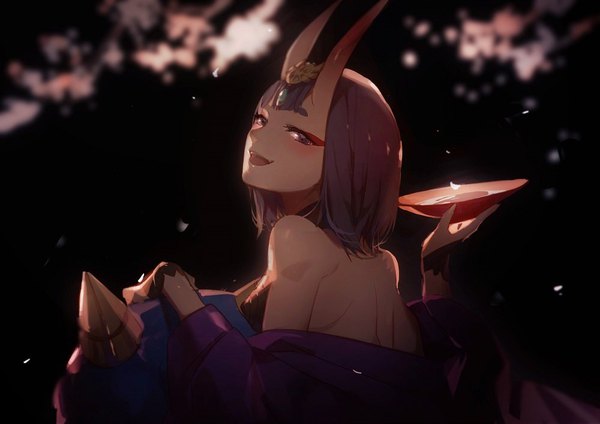 Anime-Bild 1000x708 mit fate (series) fate/grand order shuten douji (fate) no-kan single looking at viewer blush fringe short hair open mouth light erotic purple eyes bare shoulders purple hair looking back horn (horns) off shoulder black background eyeshadow oni horns