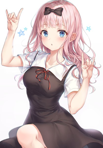 Anime-Bild 1800x2575 mit kaguya-sama wa kokurasetai ~tensai-tachi no renai zunousen~ a-1 pictures fujiwara chika r o ha single long hair tall image looking at viewer blush fringe highres open mouth blue eyes simple background white background pink hair bent knee (knees) blunt bangs arms up :o