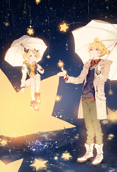 Anime picture 612x900 with vocaloid kagamine rin kagamine len fajyobore tall image fringe short hair blue eyes blonde hair hair between eyes standing sitting twintails holding full body ahoge bent knee (knees) ponytail night arm support