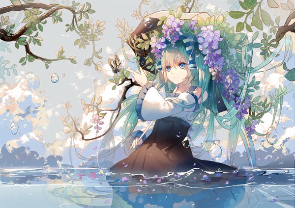 Anime picture 900x636 with vocaloid hatsune miku fre single fringe blue eyes smile hair between eyes standing holding payot looking away sky cloud (clouds) outdoors very long hair light smile aqua hair wide sleeves partially submerged