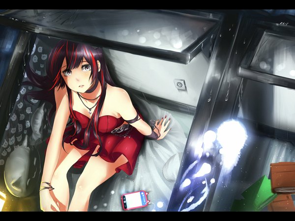 Anime picture 1024x768 with original ex-trident single long hair fringe sitting bare shoulders purple hair bent knee (knees) nail polish multicolored hair fingernails from above arm support two-tone hair grey eyes streaked hair sleeveless looking up glow