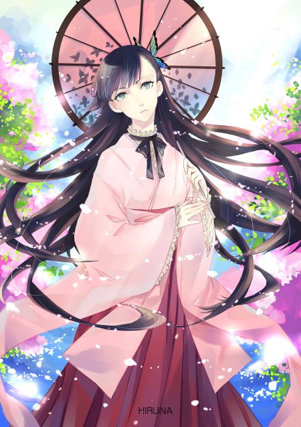 Anime picture 900x1273 with original hiruna454 single long hair tall image fringe black hair brown hair standing holding green eyes looking away sky long sleeves traditional clothes pleated skirt aqua eyes wind sunlight looking up