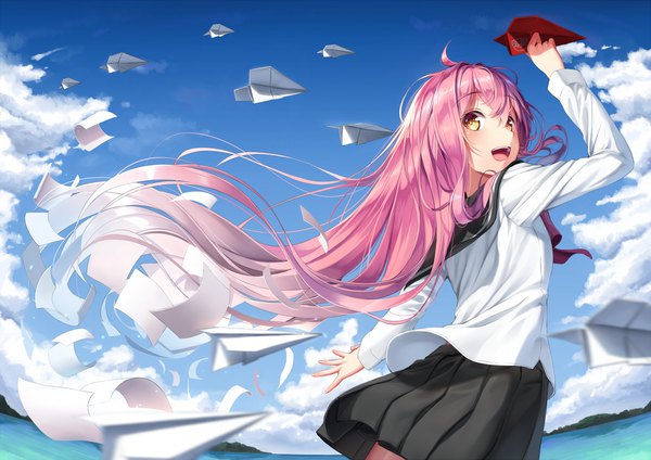 Anime picture 1555x1100 with original superpig (wlstjqdla) single long hair blush fringe open mouth smile hair between eyes standing holding yellow eyes payot pink hair sky cloud (clouds) ahoge outdoors long sleeves :d