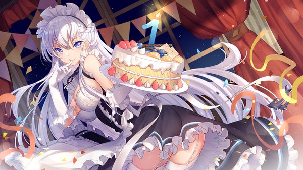 Anime-Bild 1280x720 mit azur lane belfast (azur lane) bison cangshu single looking at viewer blush fringe breasts light erotic hair between eyes wide image standing purple eyes holding cleavage silver hair ass indoors braid (braids) very long hair