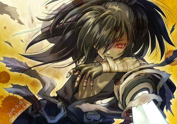 Anime picture 2508x1764 with dororo (tezuka) hyakkimaru (dororo) mahoso fuki single long hair looking at viewer fringe highres black hair red eyes holding signed ponytail traditional clothes japanese clothes hair over one eye twitter username floating hair torn clothes mouth hold