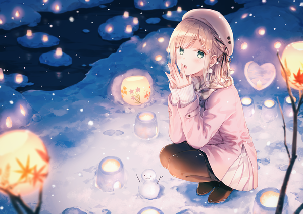 Anime picture 1414x1000 with original hashimoto sana hiten (hitenkei) single looking at viewer blush fringe short hair open mouth blonde hair green eyes full body outdoors long sleeves fingernails from above blurry :o sleeves past wrists snowing