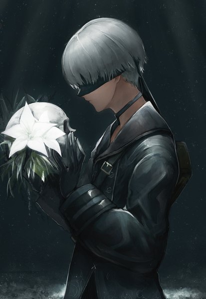 Anime picture 1393x2022 with nier nier:automata yorha no. 9 type s marumoru single tall image fringe short hair simple background standing holding silver hair upper body profile black background blindfold boy gloves flower (flowers) choker