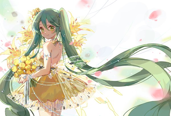 Anime picture 7271x4961 with vocaloid hatsune miku shadowsinking single looking at viewer blush fringe highres smile hair between eyes standing twintails bare shoulders holding green eyes payot absurdres very long hair turning head back
