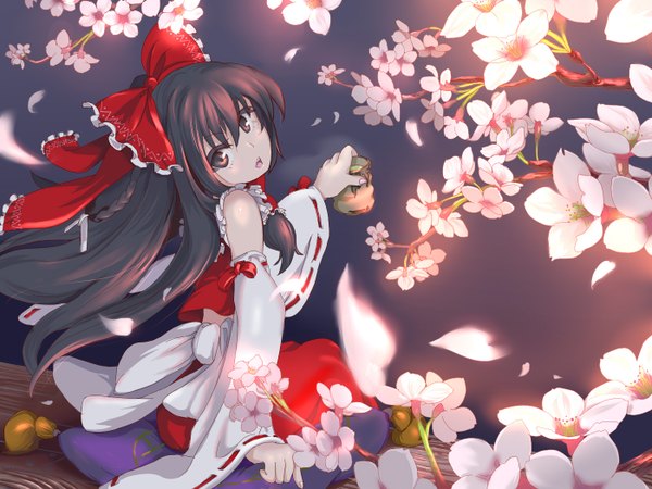 Anime picture 1400x1050 with touhou hakurei reimu miso ni long hair open mouth brown hair brown eyes girl skirt flower (flowers) bow hair bow detached sleeves petals skirt set