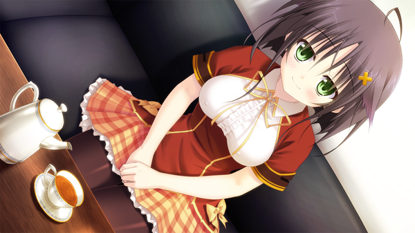 Anime picture 1280x720 with koi doki hinata chika single looking at viewer blush short hair black hair smile wide image sitting green eyes game cg girl uniform school uniform couch