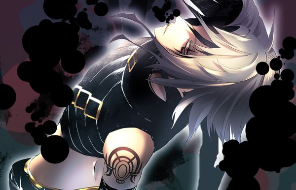 Anime picture 1283x827 with .hack//g.u. haseo ito mijinko single looking at viewer short hair bare shoulders yellow eyes grey hair tattoo face paint boy