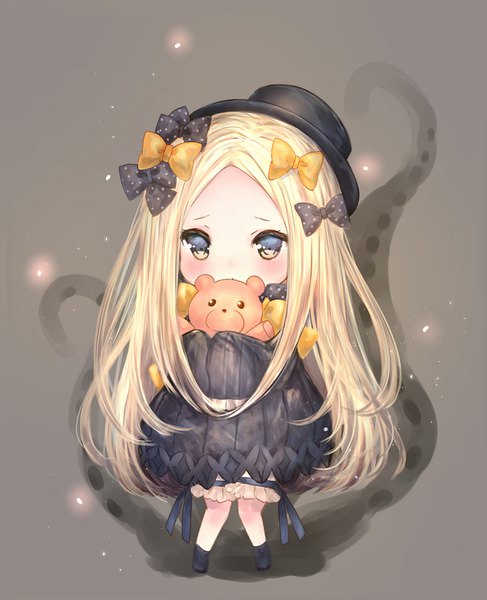 Anime picture 1500x1847 with fate (series) fate/grand order abigail williams (fate) catbell single long hair tall image looking at viewer blush fringe simple background blonde hair holding yellow eyes payot full body grey background chibi covered mouth cute