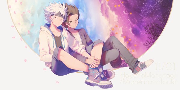 Anime picture 1500x750 with inazuma eleven inazuma eleven go inazuma eleven go galaxy ibuki munemasa matatagi hayato hs2 short hair brown hair wide image sitting brown eyes sky white hair eyes closed holding hands looking down shounen ai boy shoes shorts