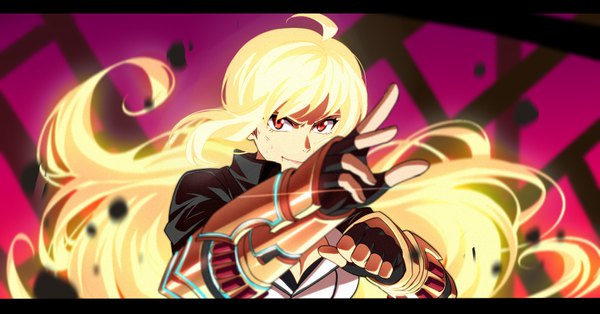 Anime picture 1417x743 with rwby rooster teeth yang xiao long kurohane single long hair blonde hair smile red eyes wide image ahoge upper body floating hair letterboxed fighting stance girl gloves fingerless gloves fist