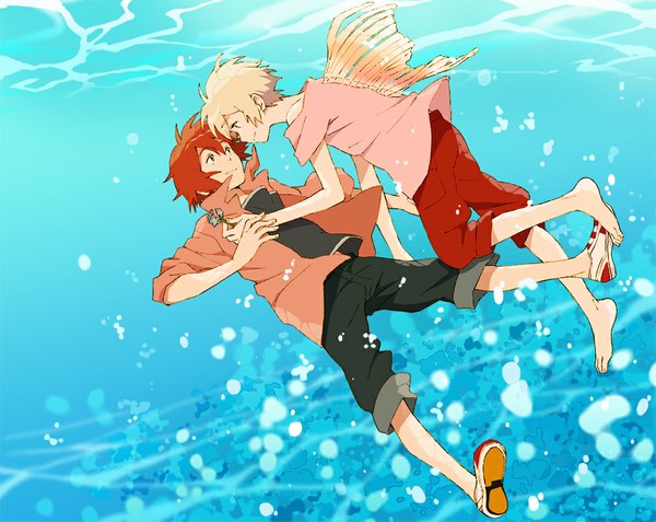 Anime picture 1000x796 with tsuritama a-1 pictures haru (tsuritama) sanada yuki mameko short hair blonde hair smile full body red hair profile pink eyes multiple boys no shoes blue background underwater face to face boy flower (flowers) 2 boys
