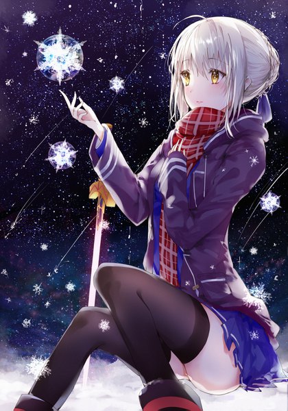 Anime picture 1075x1535 with fate (series) fate/grand order artoria pendragon (all) mysterious heroine x (alter) (fate) mysterious heroine x alter (first ascension) (fate) kinokohime single tall image blush fringe short hair light erotic hair between eyes sitting yellow eyes payot looking away silver hair ahoge bent knee (knees)