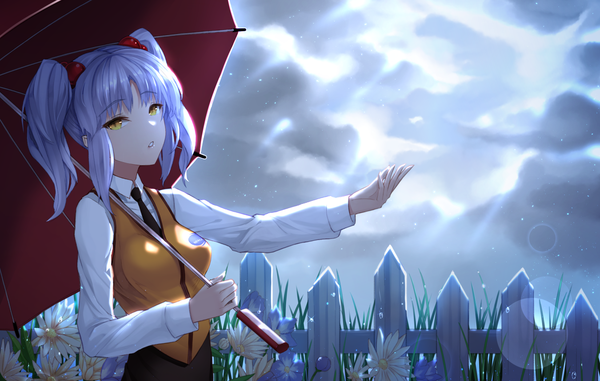 Anime-Bild 1650x1050 mit martian successor nadesico xebec hoshino ruri limeblock single long hair looking at viewer fringe twintails holding yellow eyes sky purple hair cloud (clouds) parted lips sunlight outstretched arm sunbeam girl hair ornament