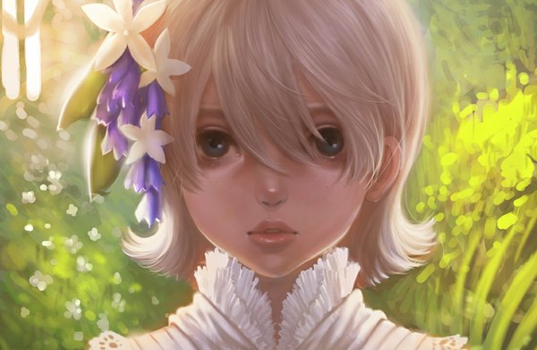 Anime picture 1100x720 with original single looking at viewer short hair blue eyes blonde hair hair flower lips realistic girl hair ornament plant (plants)