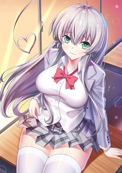 Anime-Bild 764x1080 mit haiyore! nyaruko-san nyaruko zha yu bu dong hua single long hair tall image looking at viewer blush fringe breasts light erotic hair between eyes large breasts sitting green eyes silver hair ahoge indoors pleated skirt from above