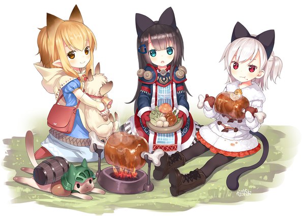 Anime-Bild 1500x1063 mit monster hunter monster hunter x original felyne kaburi chiko meowstress ochi ripca gammoth (armor) moofah (armor) capriccio long hair looking at viewer blush open mouth black hair blonde hair simple background red eyes white background sitting