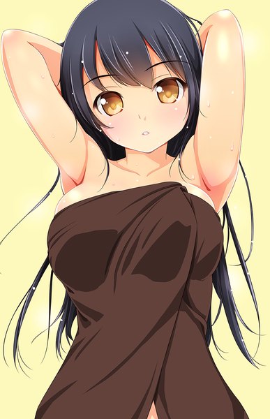 Anime picture 800x1240 with original matsunaga kouyou single long hair tall image looking at viewer light erotic black hair simple background yellow eyes upper body armpit (armpits) yellow background naked towel girl towel