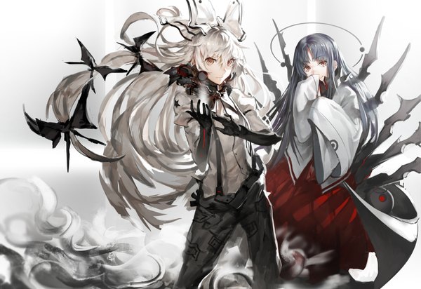 Anime picture 1600x1100 with touhou fujiwara no mokou houraisan kaguya aituoku long hair looking at viewer smile red eyes multiple girls white hair very long hair long sleeves traditional clothes japanese clothes grey hair orange eyes mechanical parts girl 2 girls shirt