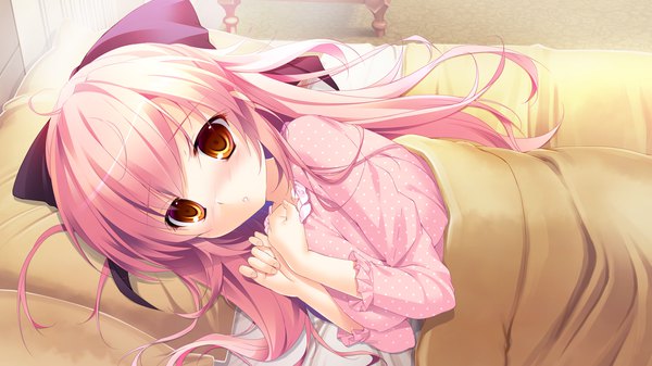 Anime picture 1280x720 with hime-sama love life! ratifa mikeou single long hair looking at viewer blush wide image pink hair game cg ahoge lying orange eyes on side under covers girl bow hair bow pajamas blanket