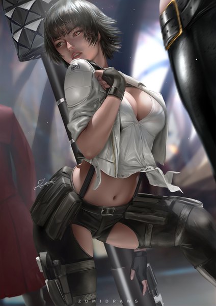 Anime-Bild 764x1080 mit devil may cry lady (devil may cry) zumi (zumidraws) single tall image fringe short hair breasts light erotic black hair red eyes large breasts standing green eyes signed payot looking away bent knee (knees) indoors blunt bangs