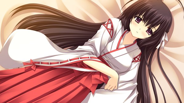Аниме картинка 1280x720 с world wide love! (game) hananomiya ako длинные волосы чёрные волосы красные глаза широкое изображение game cg мико девушка