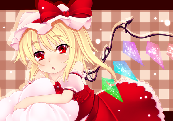 Anime picture 1200x841 with touhou flandre scarlet kiyomin short hair blonde hair red eyes teeth loli fang (fangs) one side up plaid plaid background girl bow wings