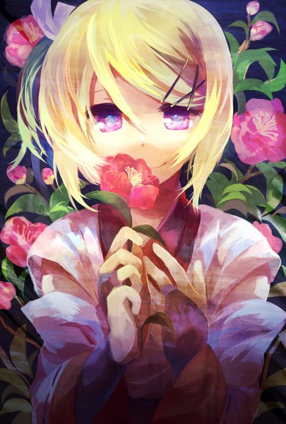 Anime picture 1181x1748 with vocaloid kagamine rin sachirika single tall image looking at viewer short hair blonde hair purple eyes girl hair ornament flower (flowers) hairclip fingerless gloves