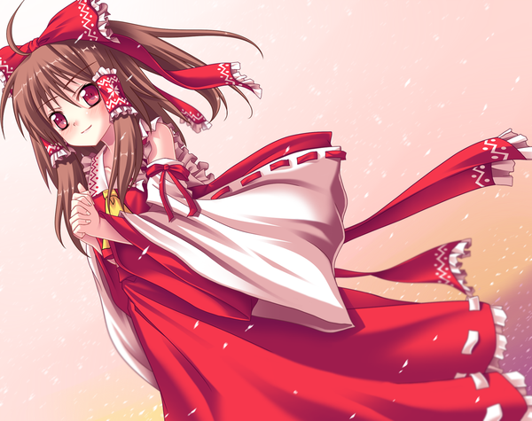 Anime picture 1280x1015 with touhou hakurei reimu ina (inadahime) simple background brown hair half updo miko girl bow hair bow detached sleeves
